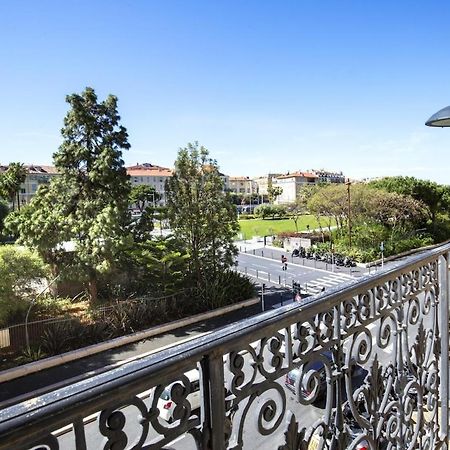 Balcon Vue Coulee Verte. Luxe Plein Coeur De Nice Luaran gambar