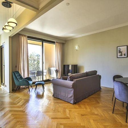 Balcon Vue Coulee Verte. Luxe Plein Coeur De Nice Luaran gambar
